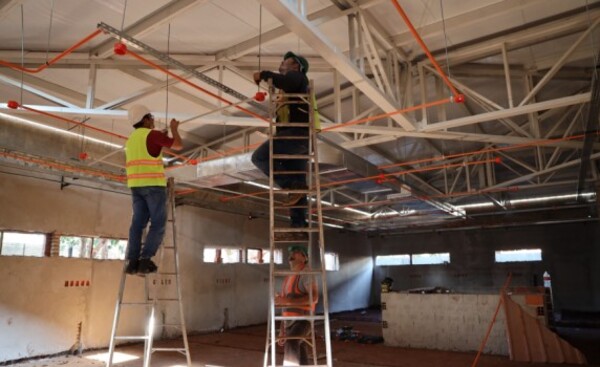 Construcción del bloque de nefrología en hospital de Hernandarias