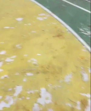Pintura en canchas externas al poli de Franco son de pésima calidad y siguen evidenciando corrupción