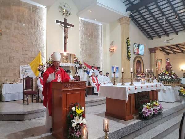 Ñemby: obispo pide “vivir a la luz del evangelio” y “defender la vida” - Nacionales - ABC Color
