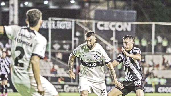 Olimpia y Libertad no se guardan nada para el clásico blanco y negro