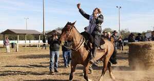 La Nación / Don Pedro, flamante ganador de la marcha criolla en el Chaco