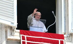El papa pide rezar por víctimas de todas las guerras y por los muertos en accidente aéreo de Brasil
