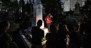 La Nación / Paseo nocturno descubre un cementerio en el corazón de San Pablo