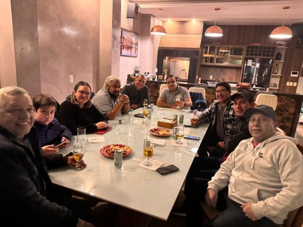 Reunión de la Federación de Fútbol de Salón del Amambay y Departamento de Selección
