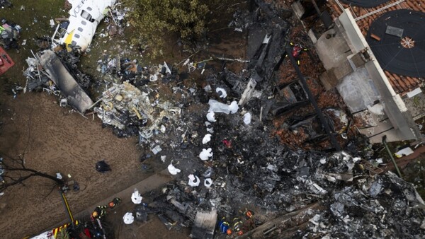 Tras hallar cajas negras, buscan origen de tragedia en Brasil