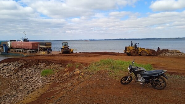 Desciende el nivel del lago y afecta a la navegación en el Este