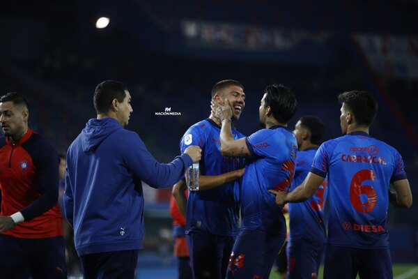 Versus / Cerro Porteño trabajó mucho para tumbar a un guapo Sol de América