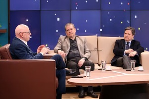 Ostfield debería ser expulsado si se demora su salida, sostienen - ADN Digital