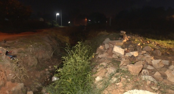 Motociclista muere tras caer a peligroso alcantarillado en Limpio - Unicanal