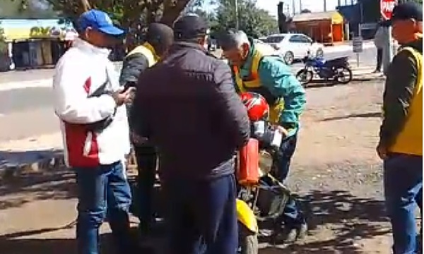Tras conflicto entre mototaxistas en Coronel Oviedo, Municipalidad solicitará informes - OviedoPress