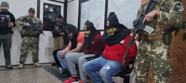 Detienen a líder y distribuidores de droga en cinco allanamientos simultáneos en Villarrica - El Independiente