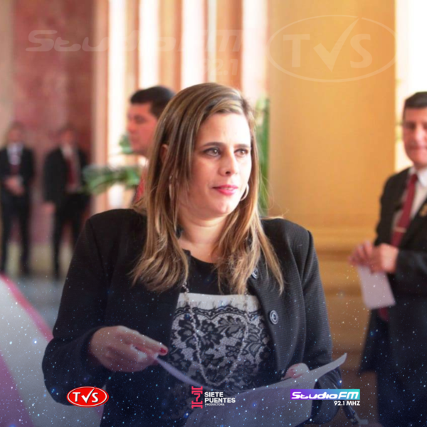 KATTYA NO DESCARTA ALIARSE A DISIDENCIA COLORADA: “SI NO NOS UNE EL AMOR, QUE NOS UNA EL ESPANTO” - TVS