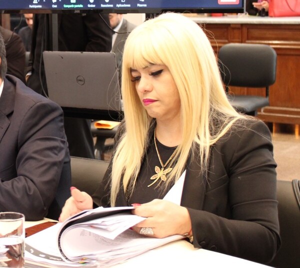 Imputan a Casse Giménez y al defensor público Fermín Bogado por inconsistencias en sus testimonios en el juicio a Jorge Oviedo Matto