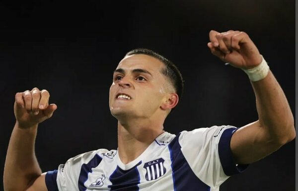 Aseguran que Ramón Sosa será presentado en Nottingham Forest