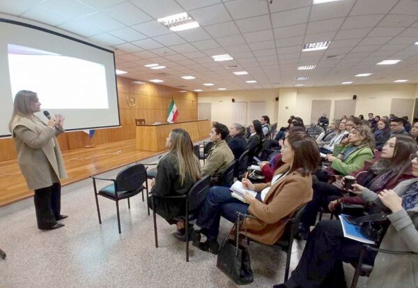 Encarnación: Se realizó Módulo III del Diplomado Especializado en Niñez y Adolescencia
