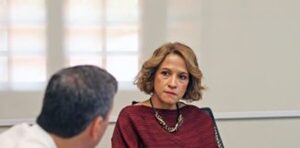 Lea Giménez dejará la jefatura de Gabinete Civil tras un año de gestión - El Trueno