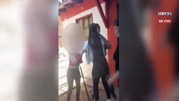 Denunció por violencia a su expareja y fue desalojada de su casa - Noticias Paraguay