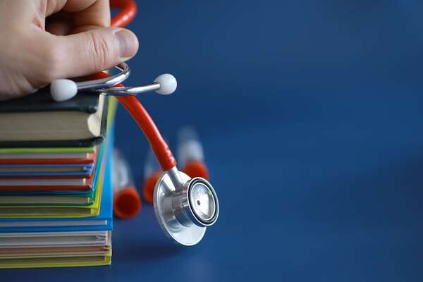 Cones confirma anulación de oferta de medicina en universidad privada y adelanta revocación de títulos - Nacionales - ABC Color