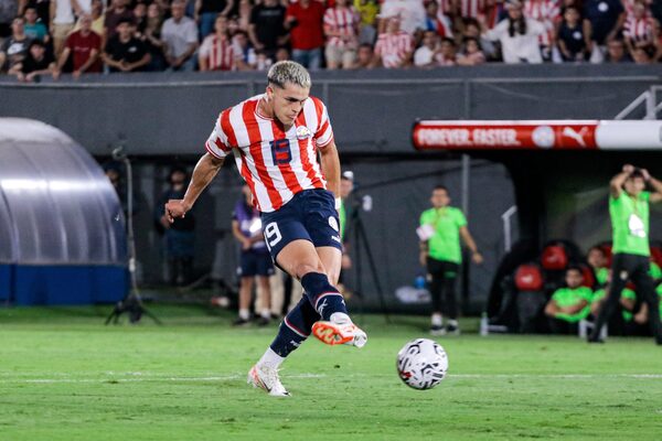 Ramón Sosa, a un paso de la Premier League: Nottingham Forest cerca de cerrar su fichaje