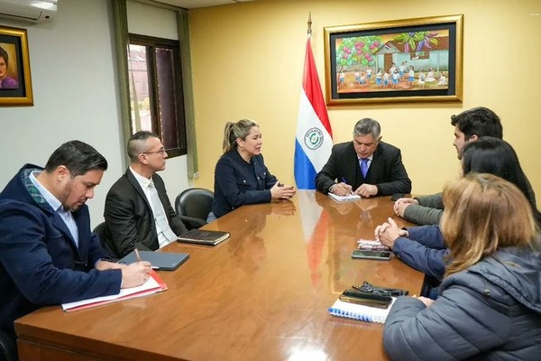 Senatur recomienda incluir información turística en kits escolares - ADN Digital