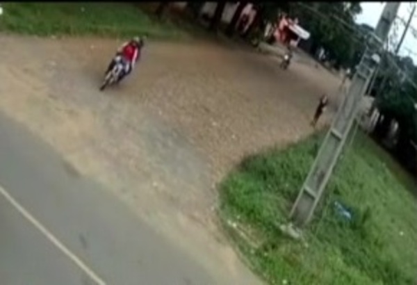 Madre denuncia que intentaron llevarse a su hija a la fuerza - SNT