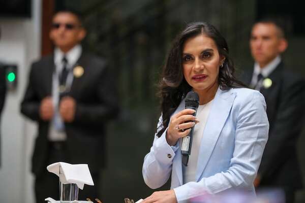 La vicepresidenta de Ecuador denuncia al presidente por violencia política de género - Mundo - ABC Color