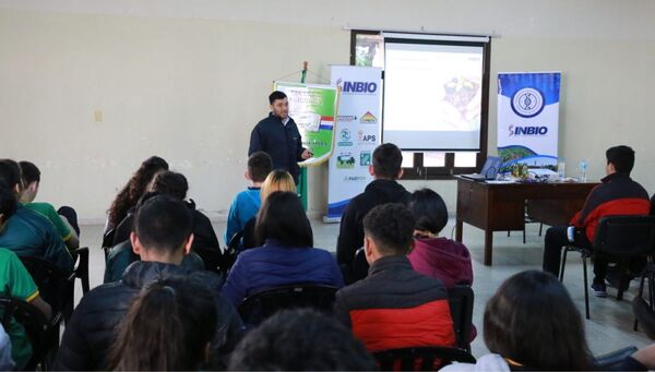 Capacitan para la evolución de la agricultura familiar en negocios rentables