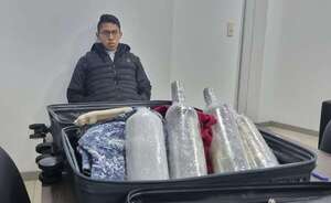 Alerta aeropuerto: cae seminarista mexicano con metanfetamina y fentanilo - Policiales - ABC Color