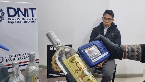 Detienen a mexicano que pretendía ingresar ingresar al país con drogas sintéticas