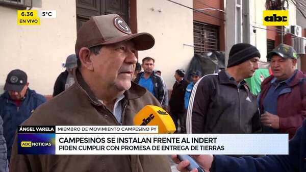 Video: Campesinos protesta frente al Indert - ABC Noticias - ABC Color