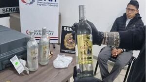 Aspirante a secretario de Kirito fue detenido con drogas sintéticas en el aeropuerto