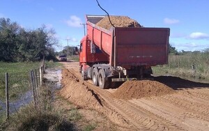 Mejora de tramos rurales beneficia conectividad de 10.000 pobladores de comunidades en Ñeembucú - .::Agencia IP::.