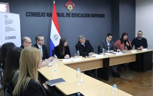 Comisión Ad Hoc hará análisis de la oferta y el desarrollo de las carreras de medicina en Paraguay