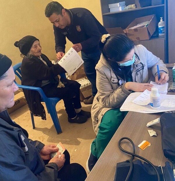 Proveen servicio médico y cedulación masiva a pobladores de comunidad de Itapúa - .::Agencia IP::.