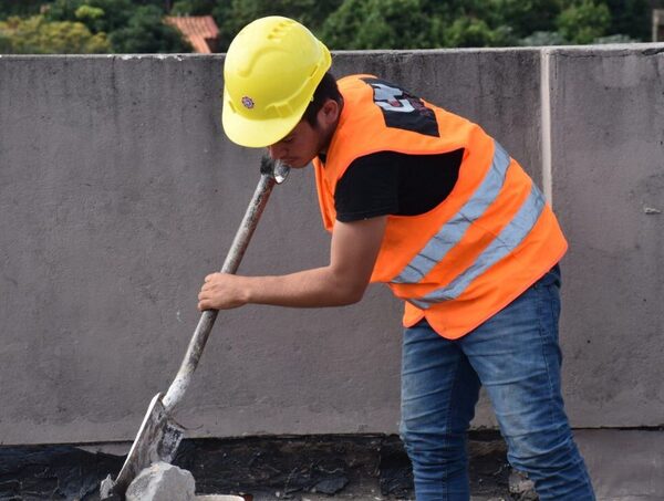 La población ocupada disminuyó y la desocupada aumentó en el segundo trimestre de 2024, según INE · Radio Monumental 1080 AM