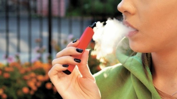 Piden regular la importación y el acceso de los vapeadores a menores - Portal Digital Cáritas Universidad Católica