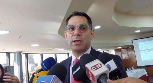 Procuraduría sigue litigando con 30 ocupantes VIP de “Jardines de Remancito”