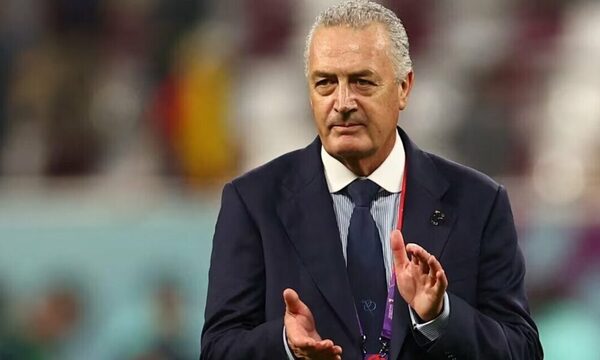 Alfaro hizo una emotiva carta de despedida a Costa Rica