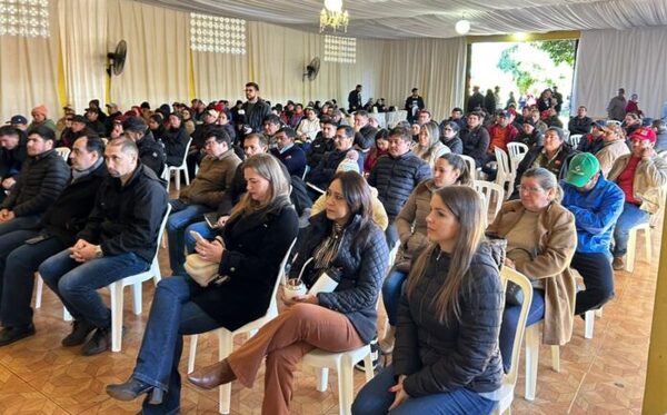 Rueda de negocios para mipymes y productores deja un potencial de G. 1.700 millones en Caazapá - El Trueno