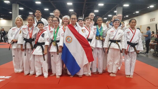 Taekwondistas paraguayos se lucieron en Arizona