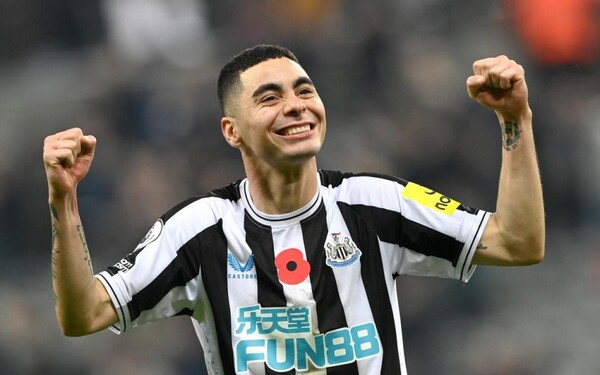 Newcastle United rechaza oferta de la MLS por Miguel Almirón y lo retiene como pieza clave
