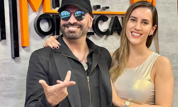 “Figuretti” está en Paraguay y se pegó una vueltita por Montecarlo FM