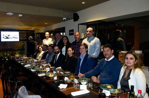 APEA celebró su cuarto aniversario - Empresariales - ABC Color