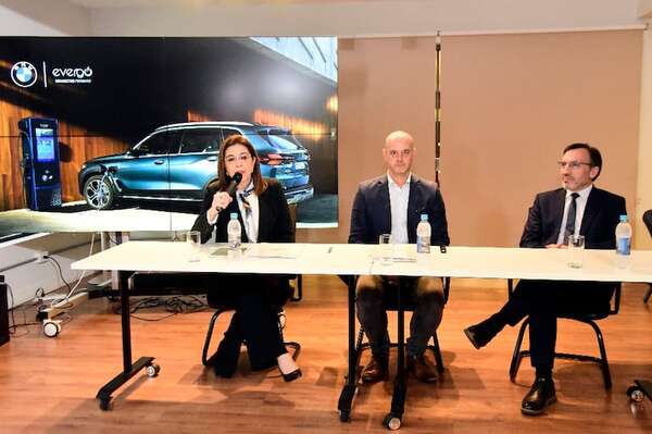 BMW Paraguay firma alianza con Evergo - Empresariales - ABC Color