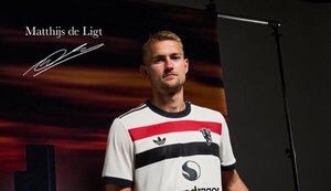 Versus / Manchester United refuerza su defensa con dos exjugadores del Bayern Múnich