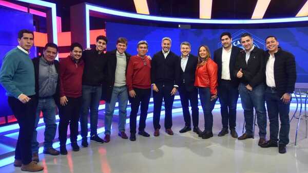 Abdo Benítez se reunirá con dirigencia de Colorado Añeteté