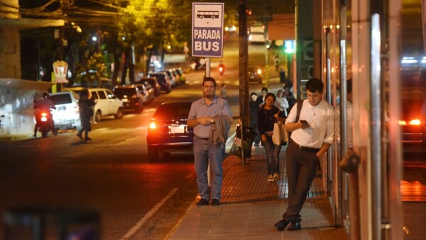 Servicio eficiente de buses, otra gran deuda