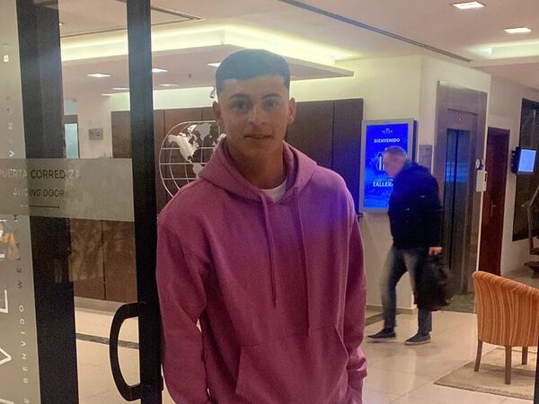 Ramón Sosa: con maleta en mano y viaje rumbo a Inglaterra - Fútbol Internacional - ABC Color