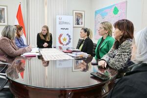 Ministerio de la Mujer y Salud Pública coordinan acciones para atención integral a mujeres indígenas - .::Agencia IP::.