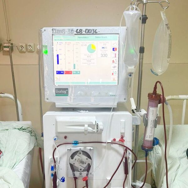 Con 27 máquinas en funcionamiento el Hospital Nacional de Itauguá realiza diálisis las 24 horas - .::Agencia IP::.